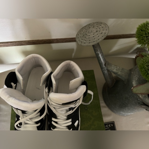 Authentic Gucci basket, high black white sneakers (Men’s) - Picture 10 of 10